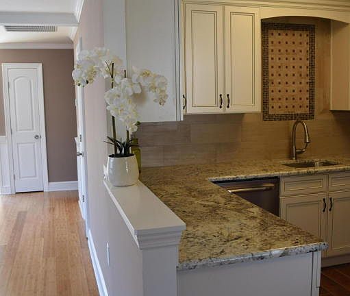 4th image of 374 Costa Mesa Dr