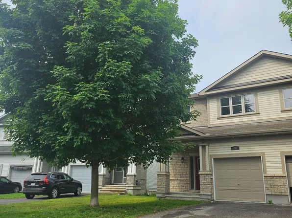 30 Hackberry Trl, Carleton Place, ON K7C 0B1