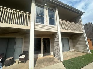 6760 Quail Hollow Ct APT 4, Memphis, TN 38120
