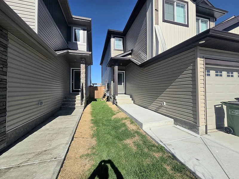 4640 177th Ave NW #4632