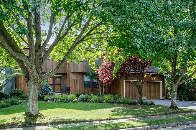 1st image of 46 Daffodil Dr
