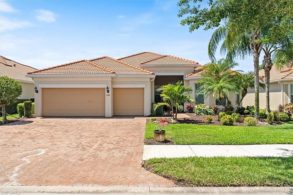 3 bed, 3.0 bath, 2496 sqft, $5,000 — Photo 1