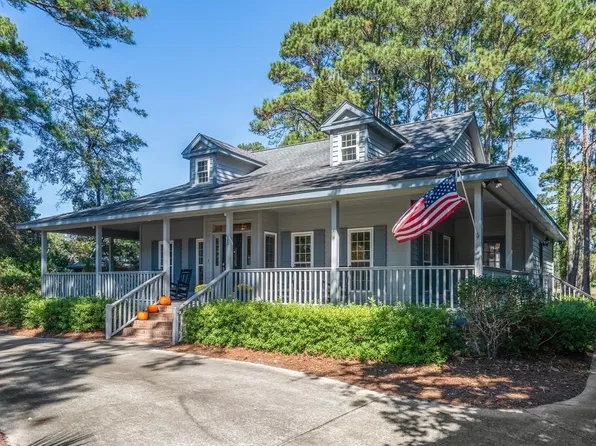 90 Parkview Dr., Pawleys Island, SC 29585