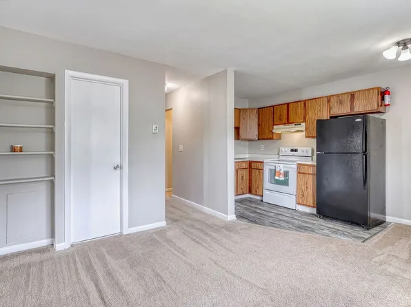 7 Adams St, 7 Adams St APT 3, Enola, PA 17025