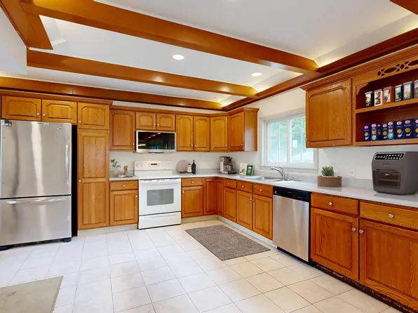 78 King Avenue, Lewiston, ME 04240