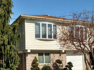 160-27 80th St, Howard Beach, NY 11414