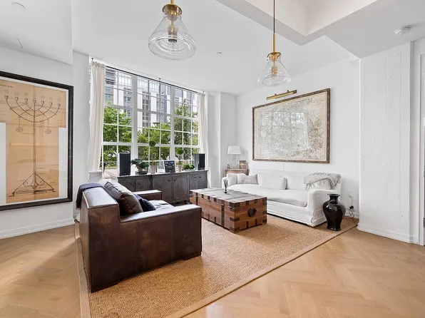 184 Kent Ave APT C107, Brooklyn, NY 11249