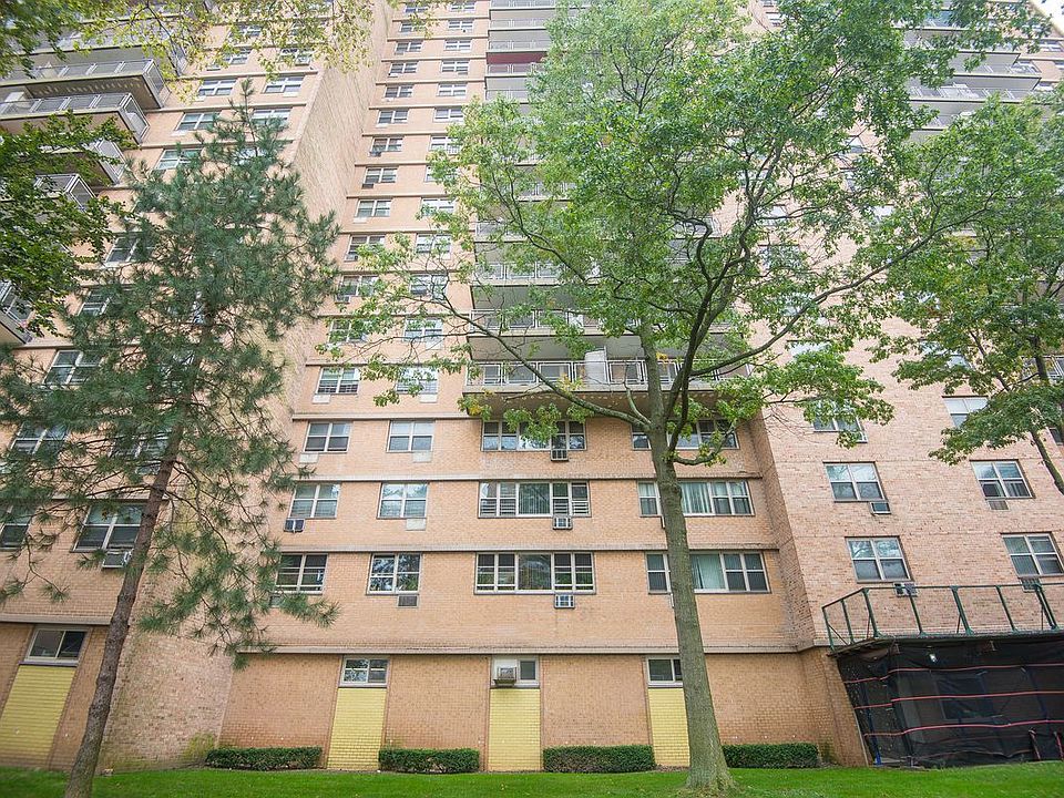 1st image of 440 Neptune Ave APT 2A