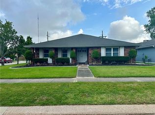 1901 Carol Sue Ave, Gretna, LA 70056