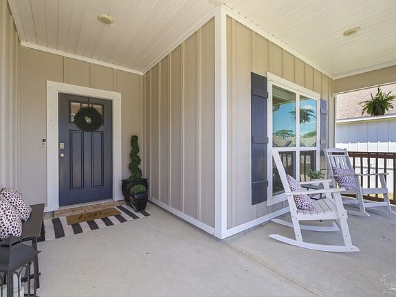 4th image of 1567 Amaya Ln