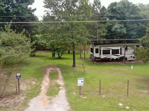 22693 Autumn Woods Trl, Flint, TX 75762