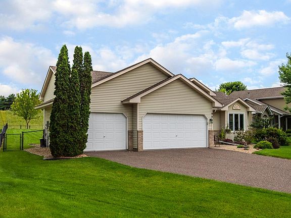 2nd image of 9081 Parkside Dr