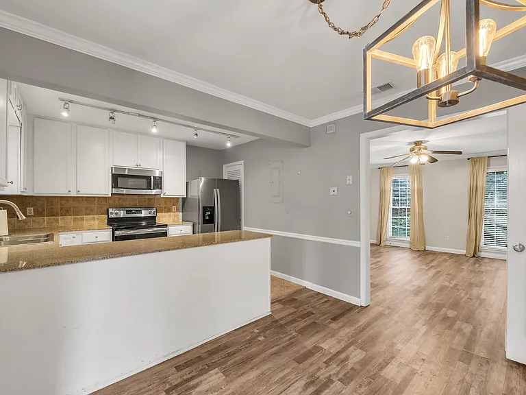 1101 Collier Rd NW #U1 — Photo 11