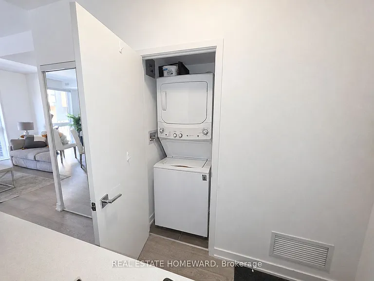 35 Birchcliff Ave #28 — Photo 8