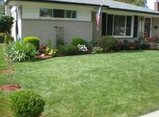 9235 Merriman Rd, Livonia, MI 48150