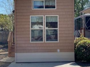 5878 Garlic Farms Dr #100, Gilroy, CA