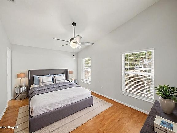 5th image of 2424 CAMDEN OAKS PLACE