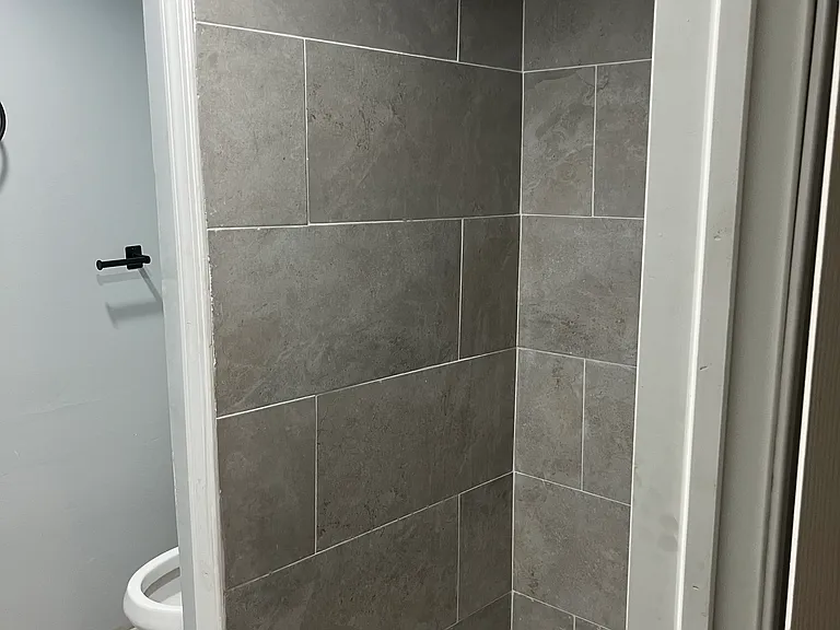 1115 N Lakewood Ave — Photo 14