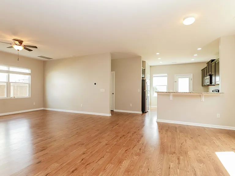 306 Cantley Ct — Photo 5