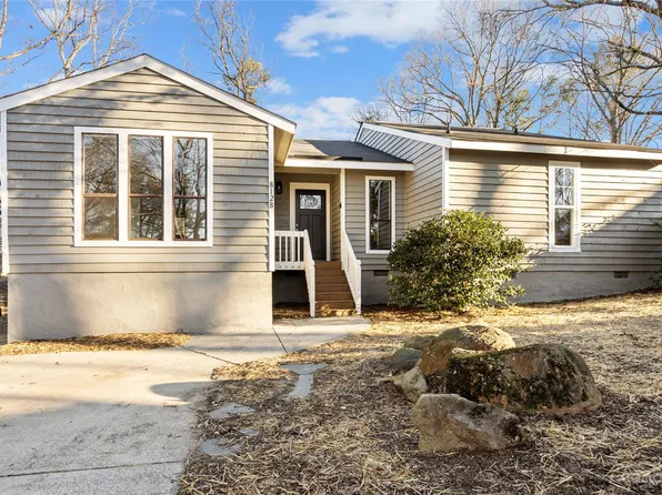 8128 Tiburon Cir, Charlotte, NC 28215