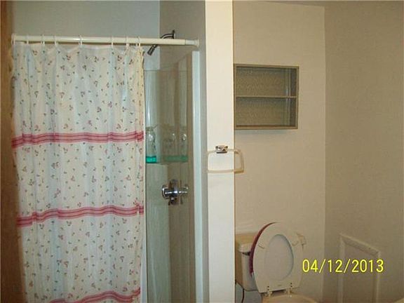 4th image of 53 Glen Forest Dr