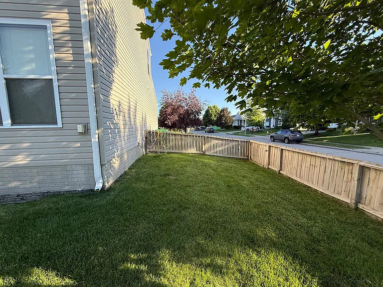 18924 Howe St — Photo 14