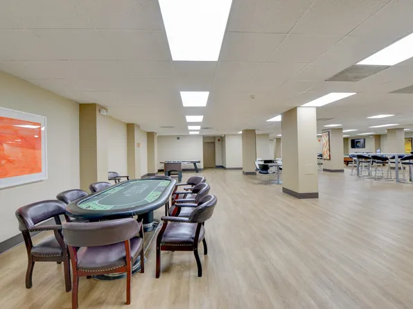 232 Harmon Cove Tower image 36 of 46