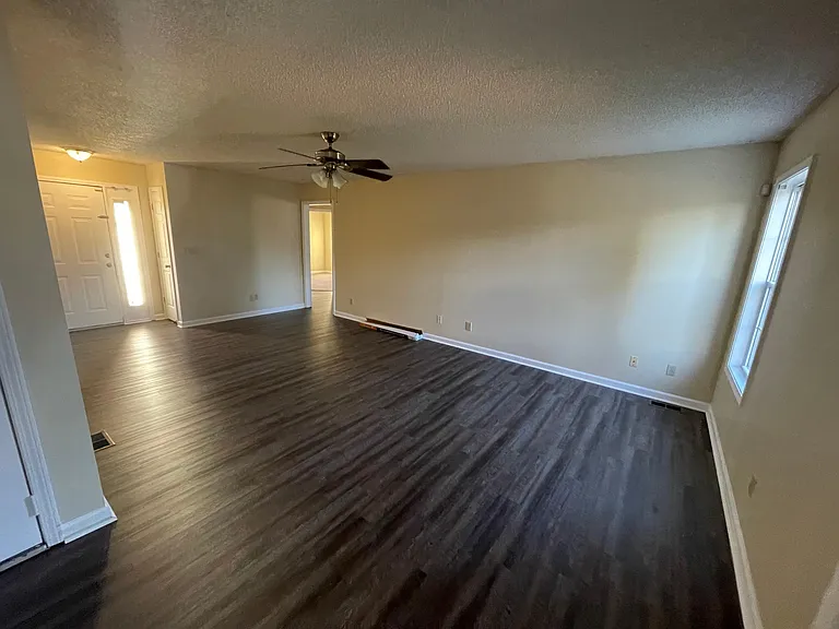3235 S Senseney Cir — Photo 7