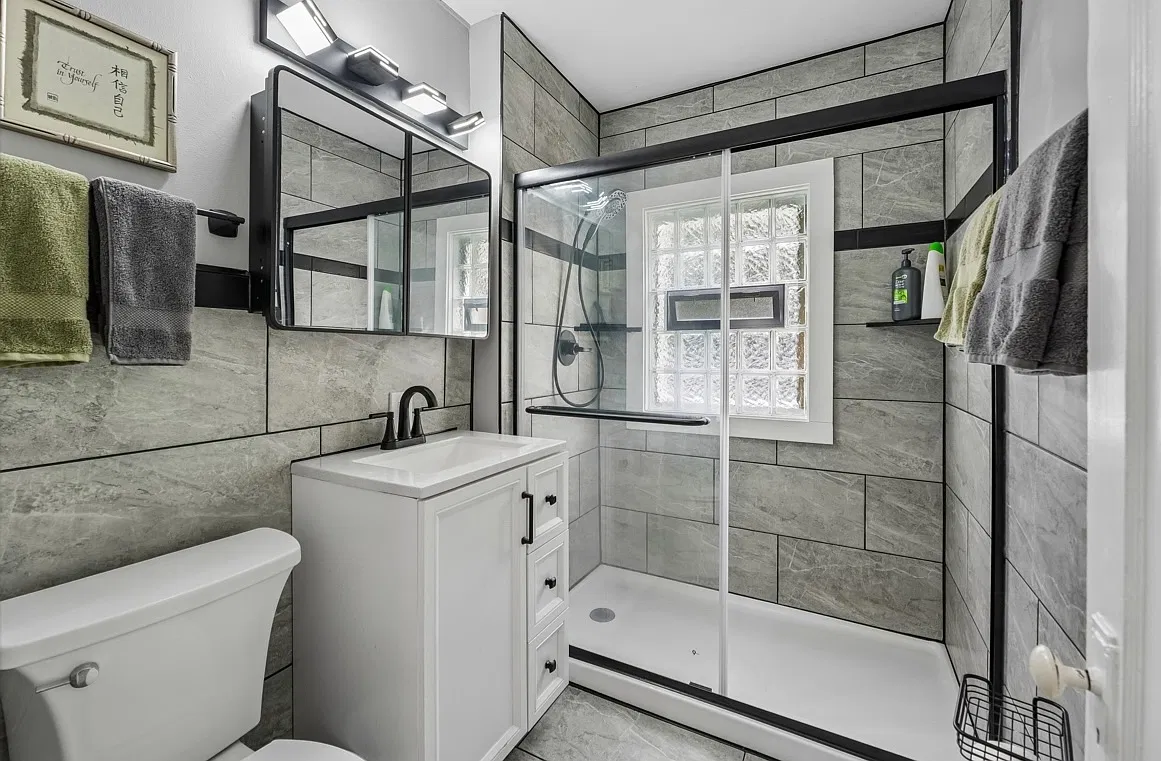 10147 Baltic Rd — Photo 3