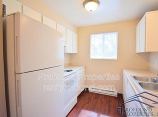 12185 SW Gingham Ln APT B, Beaverton, OR 97008