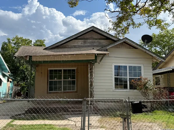 3134 W TRAVIS ST, San Antonio, TX 78207