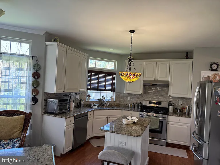 873 S York Dr — Photo 9