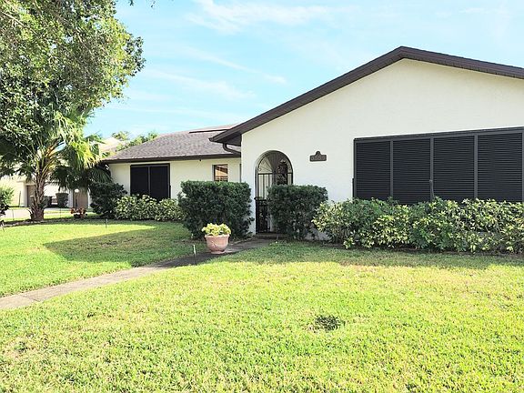 4th image of 3555 Sawgrass Dr