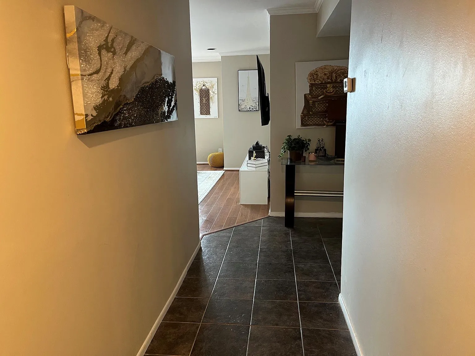 2 bed, 1.0 bath, 1144 sqft, $2,100 — Photo 1