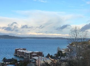 3821 Chilberg Pl SW, Seattle, WA 98116