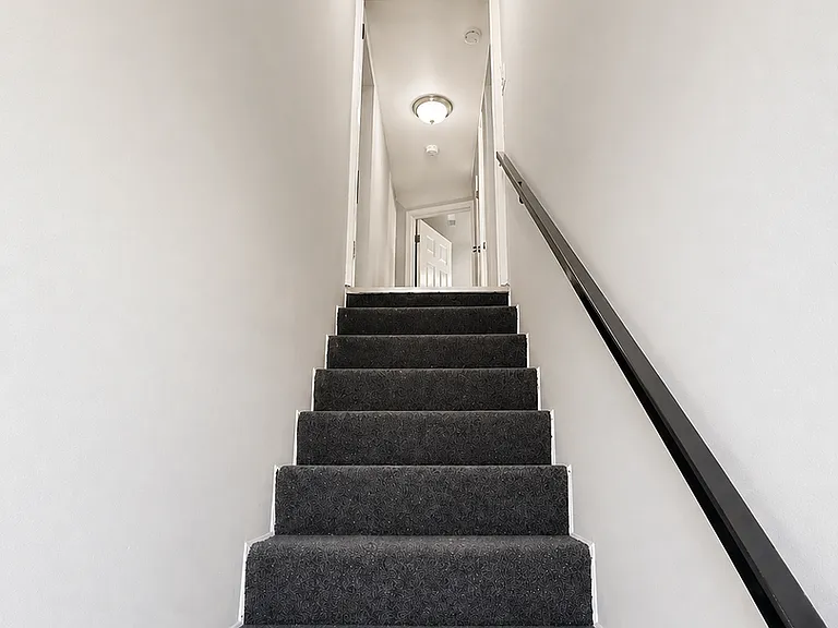 6600 Detroit Ave — Photo 2