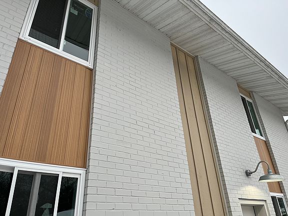 5th image of 1625 Diamond Ave NE #2