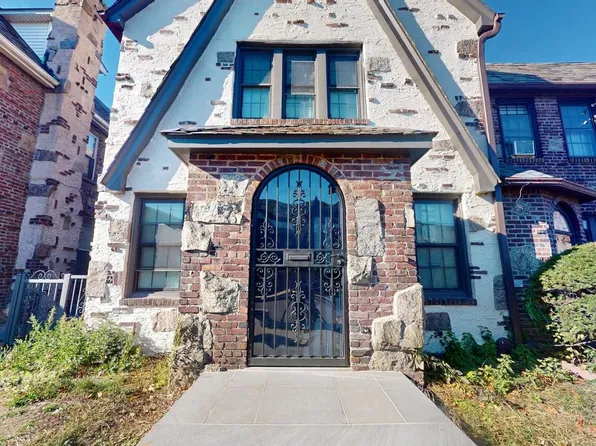 88-37 62nd Drive image 1 of 64