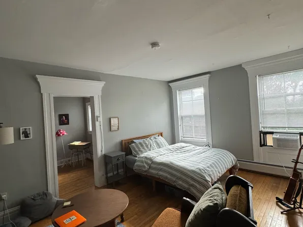 47 Adams St APT 4, Burlington, VT 05401