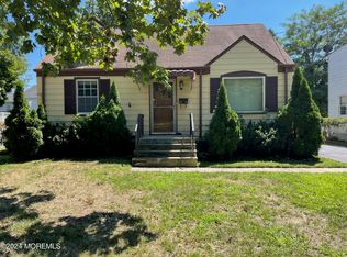 1312 Logan Rd, Ocean, NJ 07712