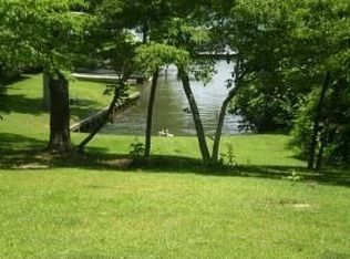 158 N Holiday Dr, Dadeville, AL 36853