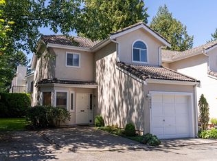 10056 154th St #3, Surrey, BC V3R 4J6