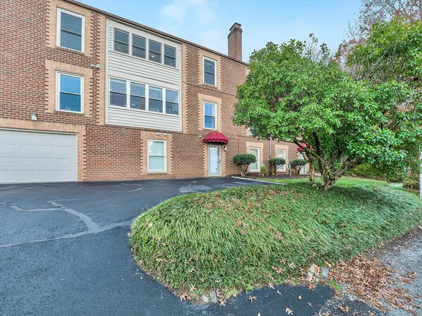 2231 Broadway Ave SW APT G, Roanoke, VA 24014