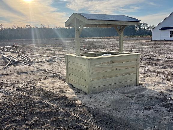 4th image of 1747 Teeterville Rd