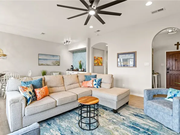 14334 Cruiser St APT 103, Corpus Christi, TX 78418