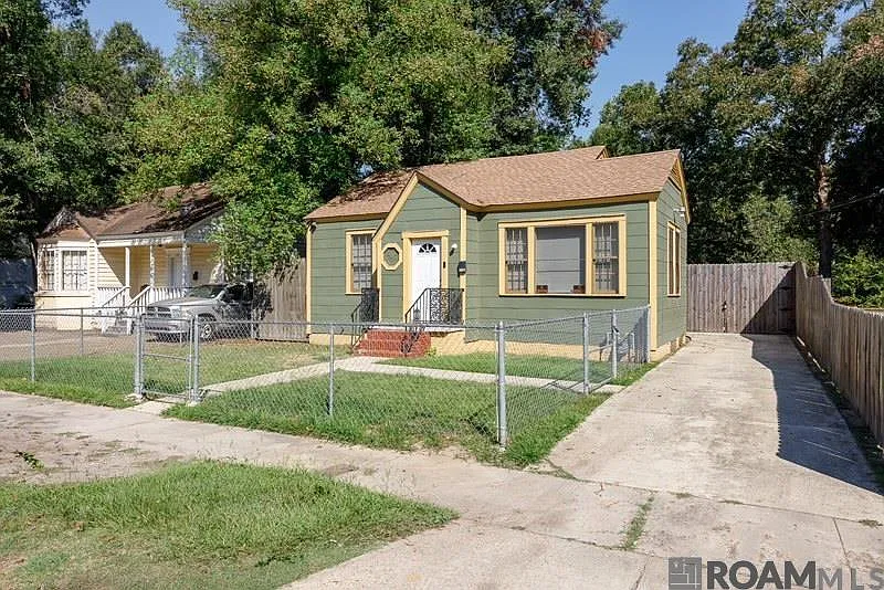 2 bed, 1205 sqft, $1,075 — Photo 2