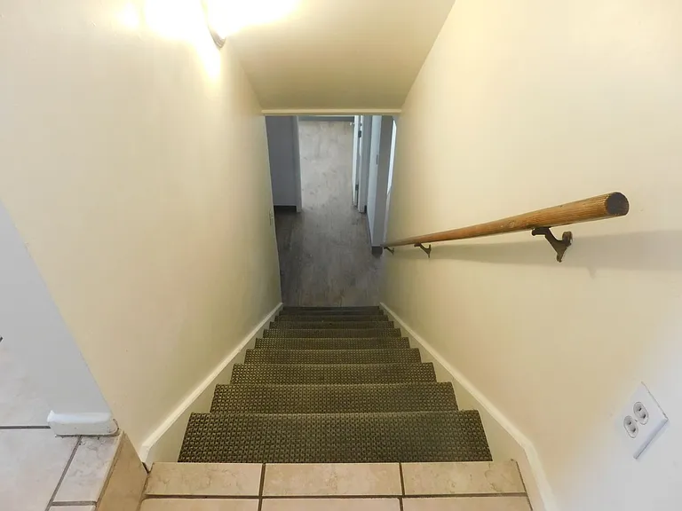 941 Walnut Ave — Photo 12