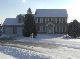 3855 Combs Ct, Deforest, WI 53532