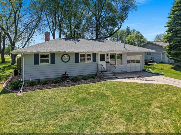 947 Redley Ct, Green Bay, WI 54304