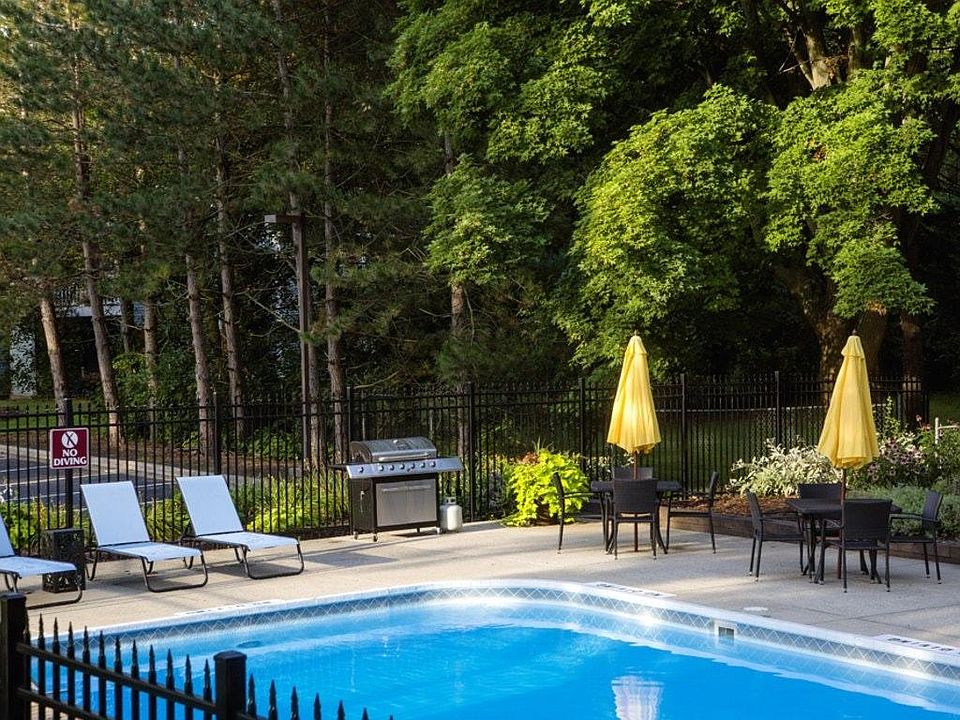 Pool on Site